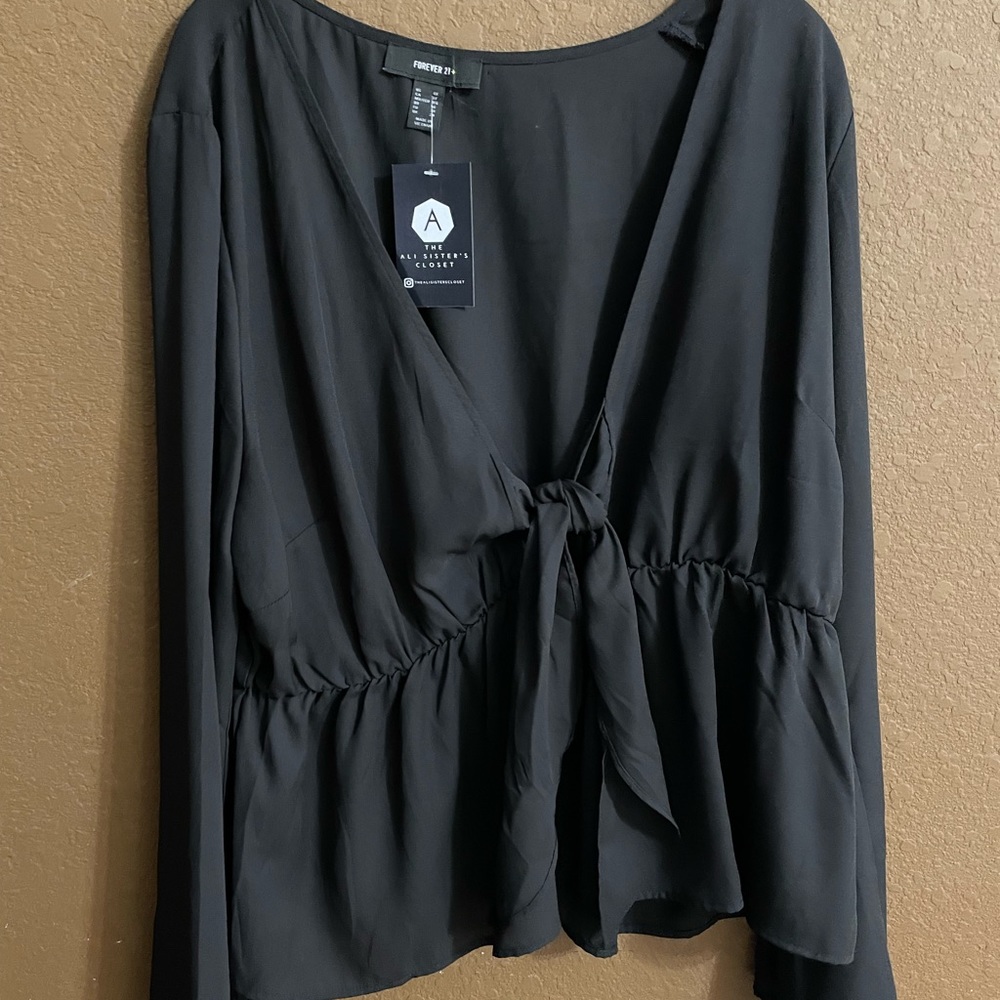 Forever 21+ size shirt